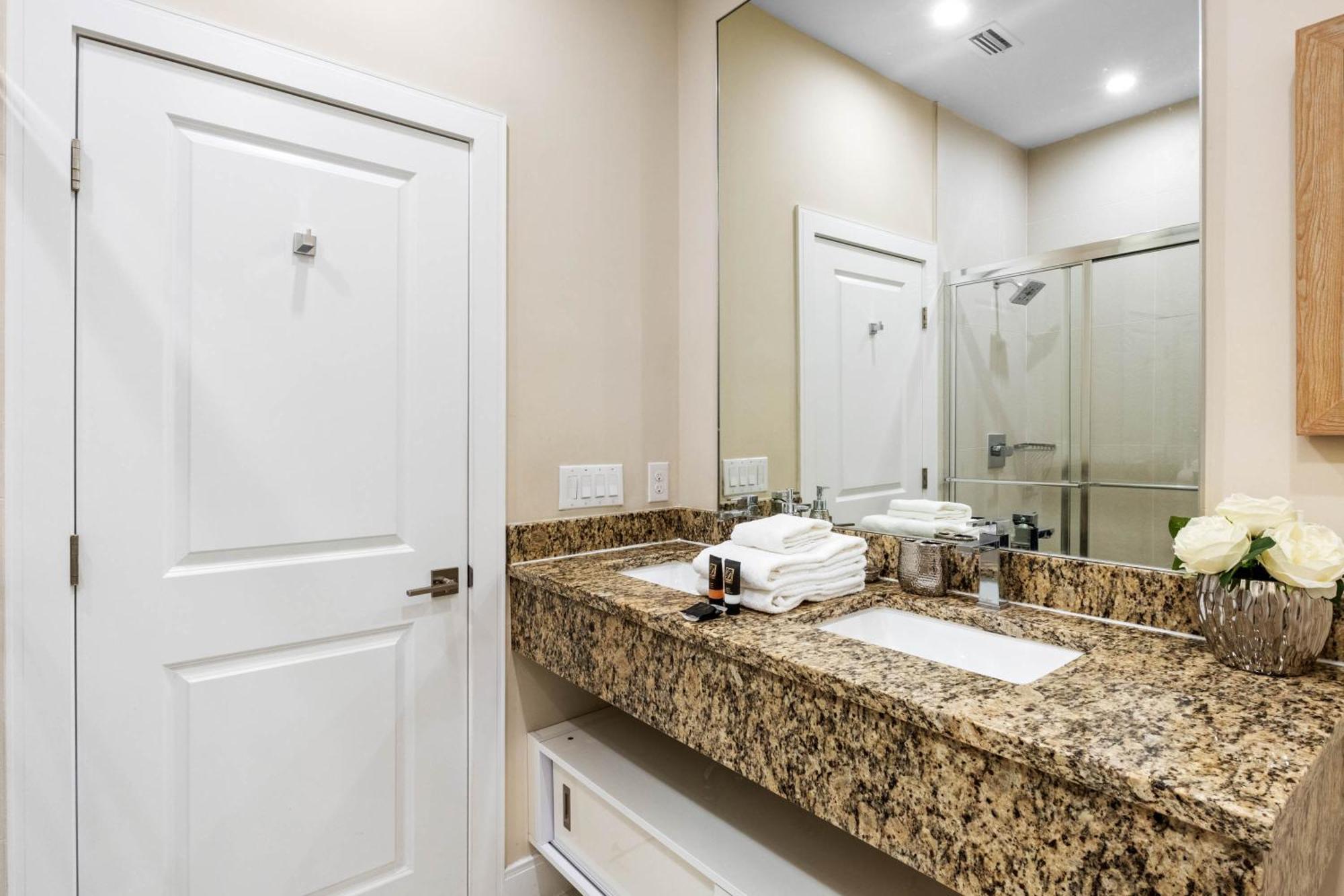 4 Bedroom- 4,5 Bathroom Magic Village 7603 Rd ออร์ลันโด ภายนอก รูปภาพ