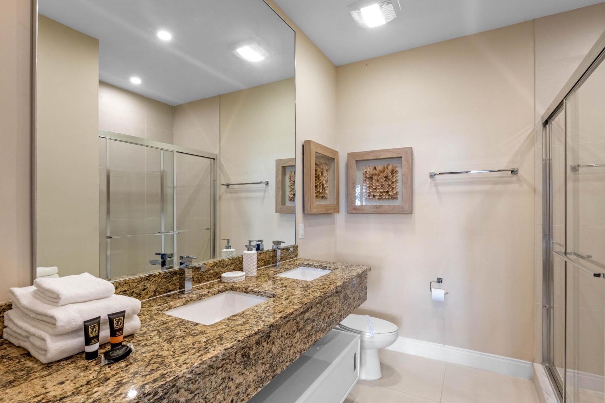 4 Bedroom- 4,5 Bathroom Magic Village 7603 Rd ออร์ลันโด ภายนอก รูปภาพ